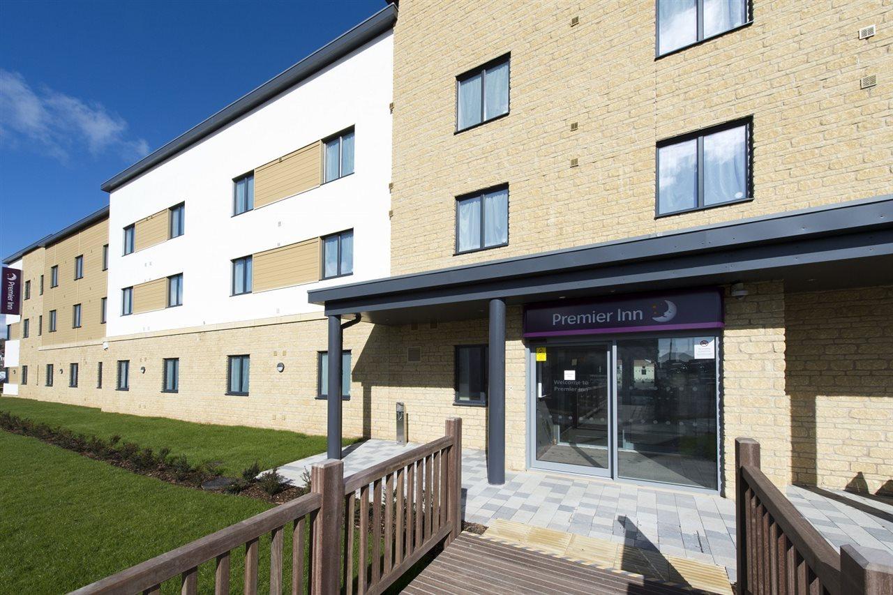 Premier Inn Premier Inn Seaton Екстериор снимка